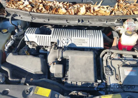 2013 Toyota Prius Three z USA, uszkodzony, nr VIN JTDKN3DUXD5611686